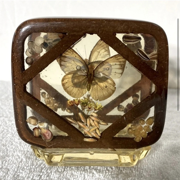 Vintage  Lucite Butterfly Napkin Holder Letter Holder - Picture 3 of 13